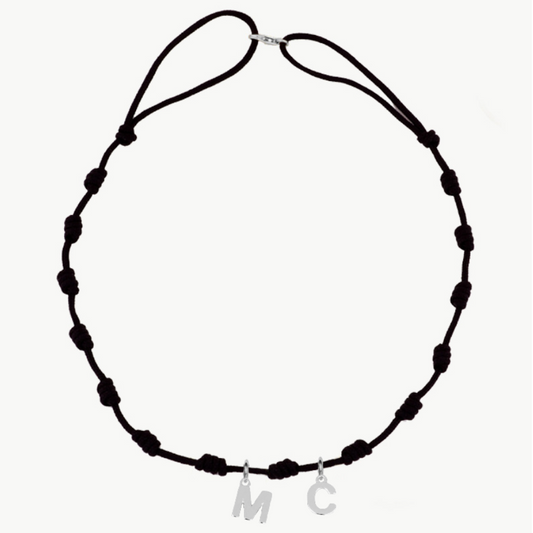 Collar Negro Nudos Iniciales