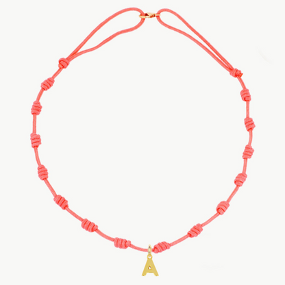 Collar Coral Nudos Iniciales