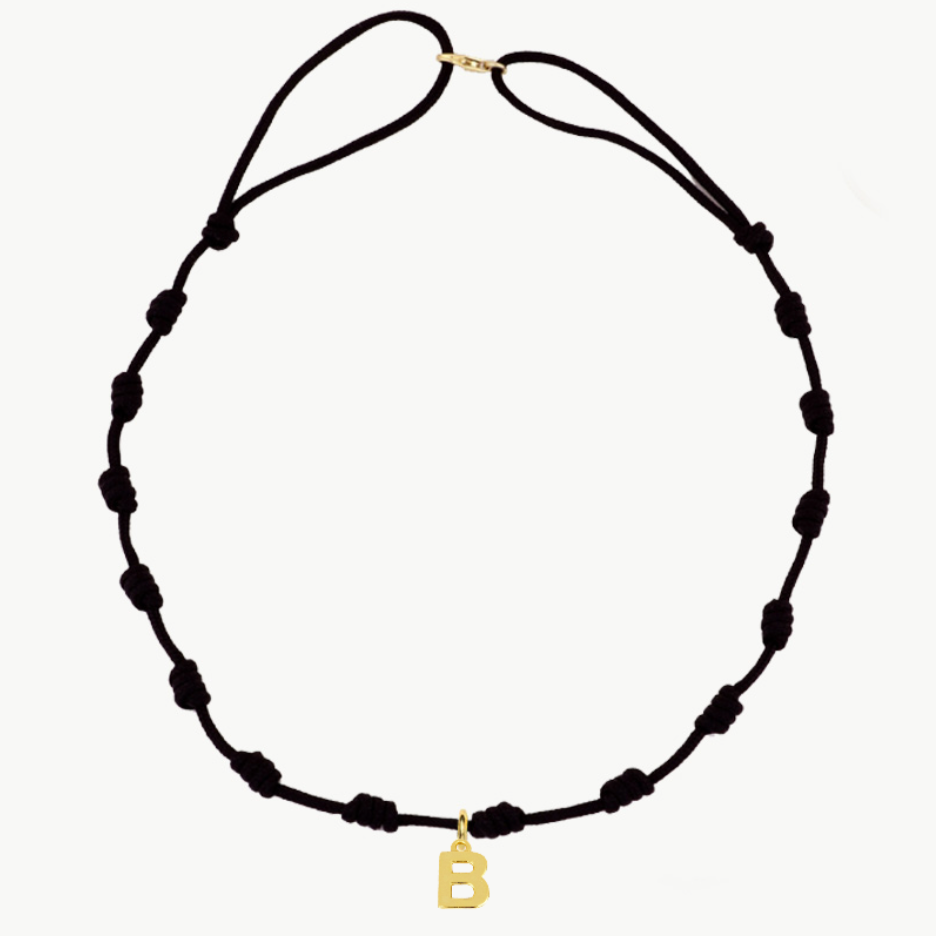Collar Negro Nudos Iniciales